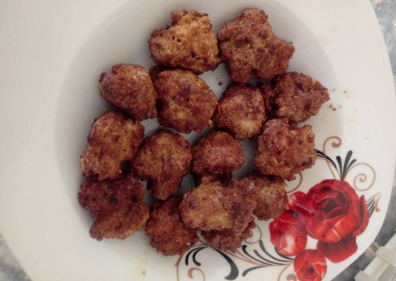 Mini albóndigas fritas