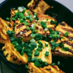 A picture of Grilled paneer.