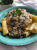 Rigatoni sauce crème champignon et endives
