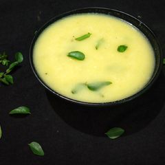 A picture of Gujrati Kadhi.