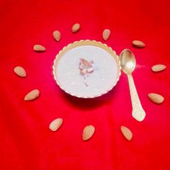 A picture of Rava jaggery kheer.