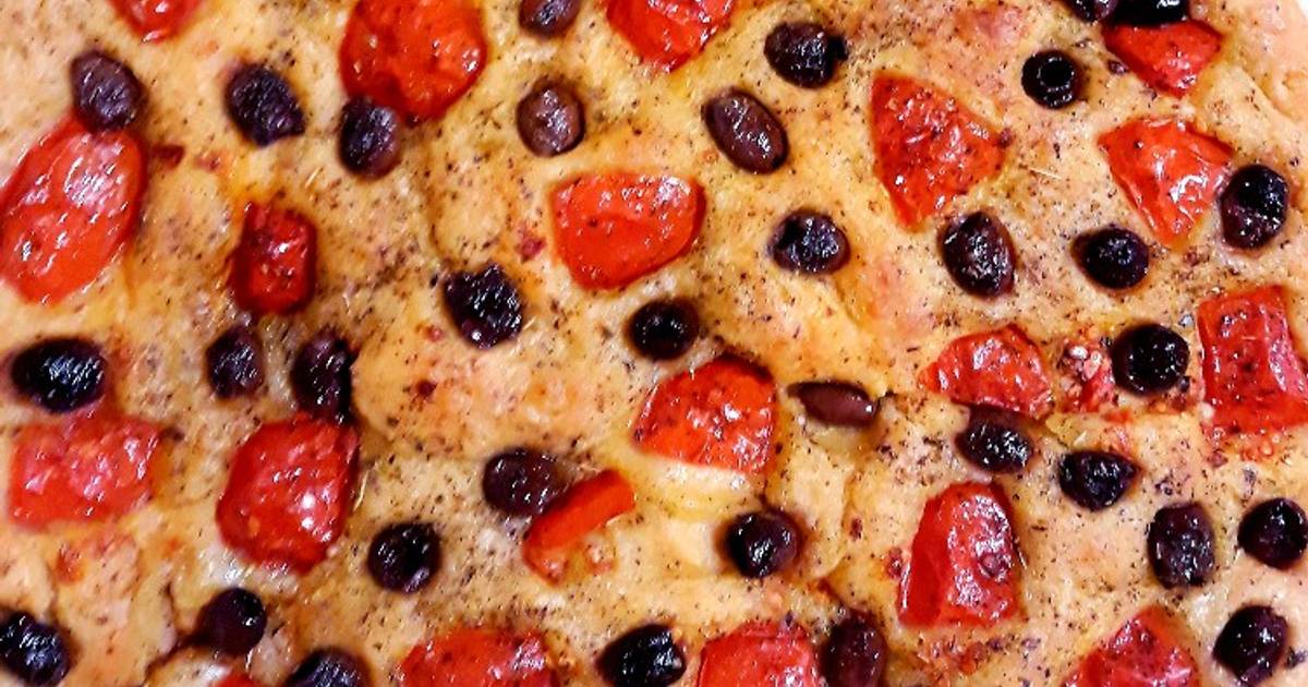 Una patata e un po' di semola, fai una focaccia barese mai