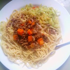 A picture of Spaghetti With Minced Meat and Cabbage.