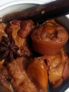 A picture of Pork Stew In Stone's Ginger Wine.