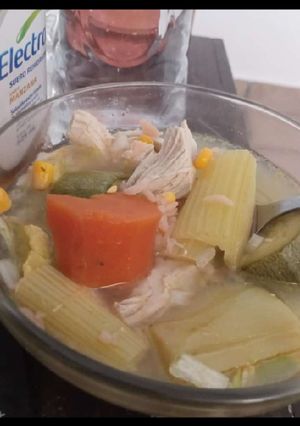 Una foto de Caldo de pollito