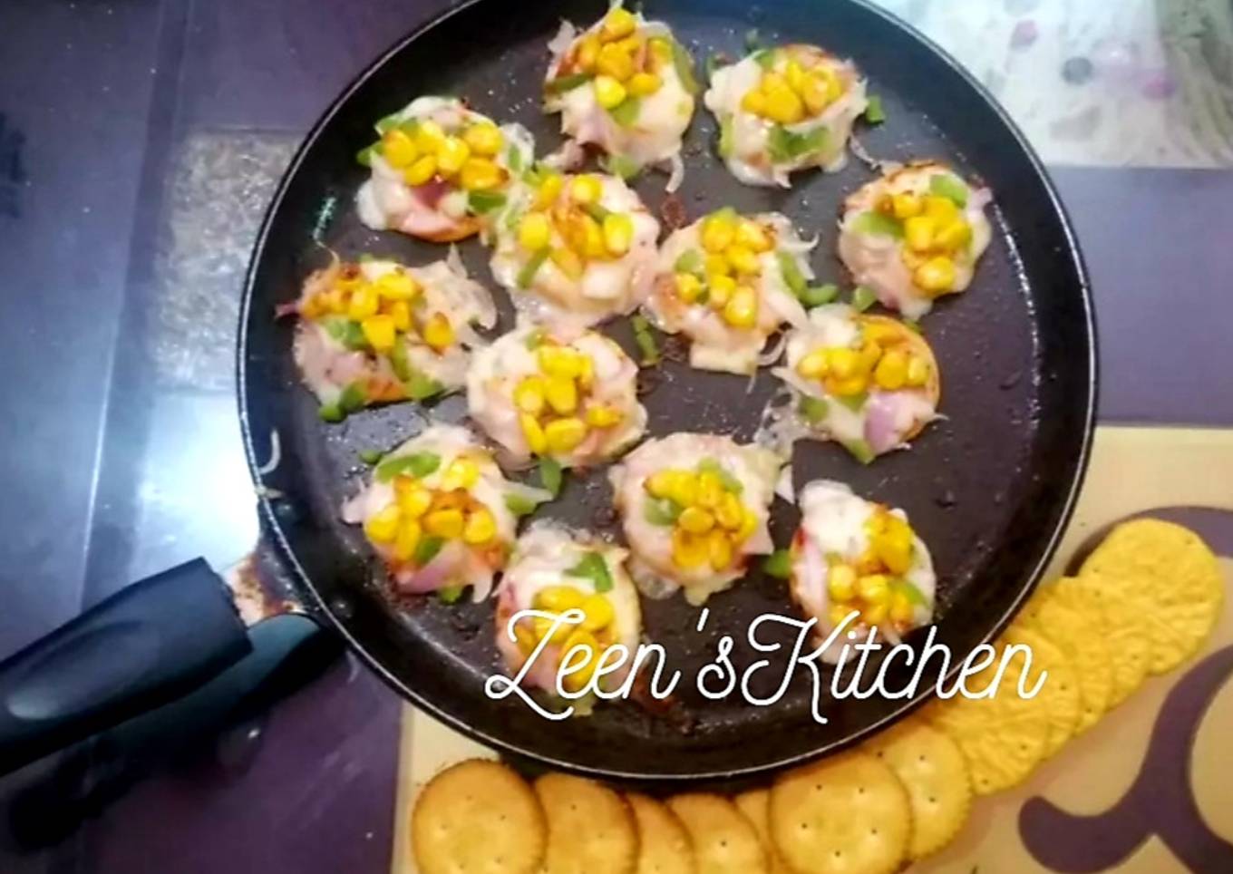 Biscuitizza (Biscuit Pizza)