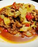 Volteado de Papas y Ahogado de Carne molida de Res y Repollo