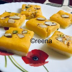 A picture of Kesar malai burfi.