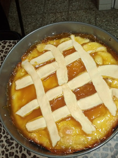 Una foto de Pasta frola de dulce de batata