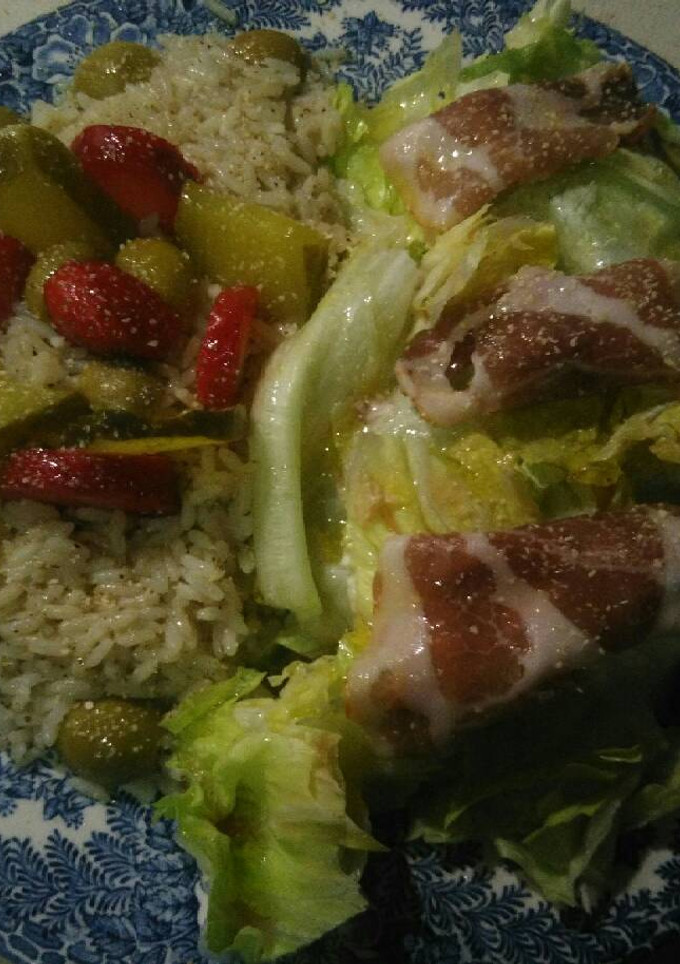 Una foto de Ensalada con arroz delicias