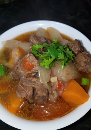 超快速省瓦斯的蔬菜牛肉湯 的食譜成品照片
