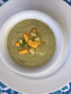 Una foto de Crema fría de calabacín