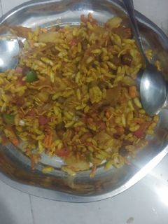 ભેળ (Bhel Recipe In Gujarati) રેસીપી મુખ્ય ફોટો