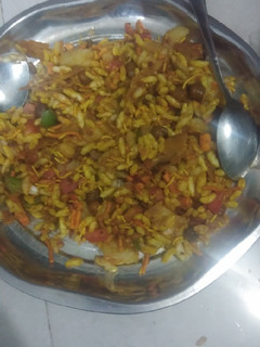 ભેળ (Bhel Recipe In Gujarati) રેસીપી મુખ્ય ફોટો
