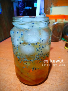 Foto resep Es kuwut atau es kelapa muda versi kw