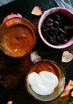 A picture of Vegan Chocolate Mousse.