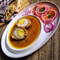 Nargisi kofte perfect desi meal A picture of Nargisi kofte perfect desi meal.