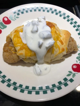 Simple Way Make Recipe Spicy Ranch Chicken Crescents 🥐 that is Awesome, Delicious}