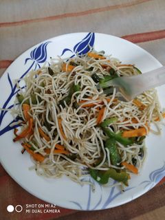 ভেজ চাউমিন (Veg chowmein recipe in Bengali) রেসিপির প্রধান ছবি