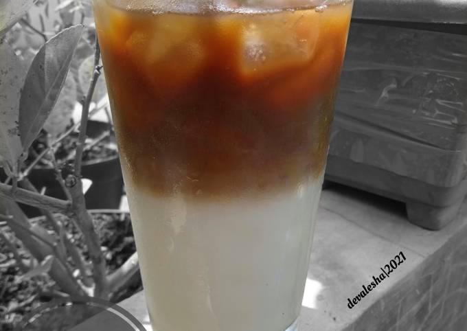 Resep Honey Iced Coffee Milk Oleh Devalesha Kitchen Cookpad