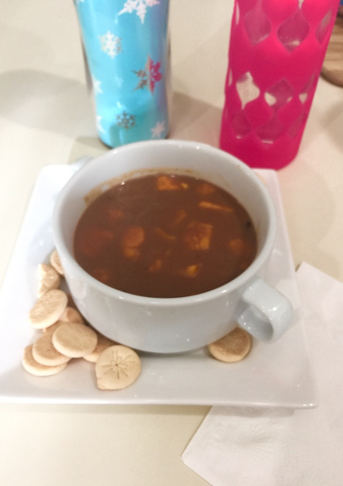 Una foto de Dulce de Crema de Habichuelas Rojas con Batata y Coco