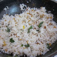 A picture of Annam Popu or Tempered Rice.
