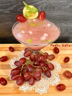 अंगूर मोजिटो (Grapes Mojito) रेसिपी मुख्य फोटो