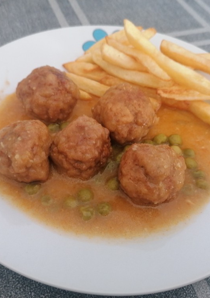 Una foto de Albóndigas en salsa