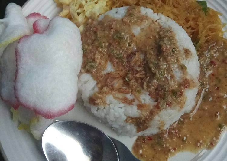 Bagaimana Membuat Nasi Uduk Simple yang Bikin Ngiler