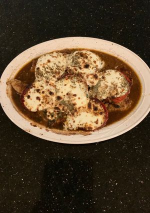 A picture of Chicken Caprese.