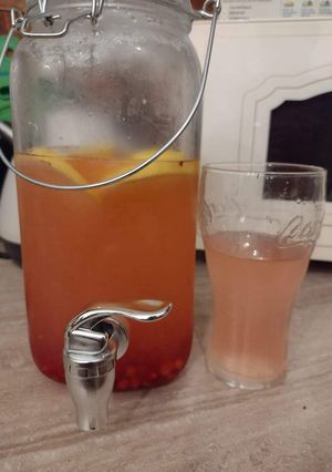 O poză a rețetei Limonada cu fructe la alegere.