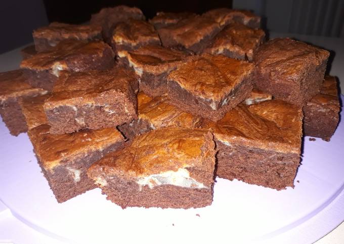 Brownie bicolor