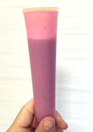 Una foto de Polos de cereza tipo Calippo