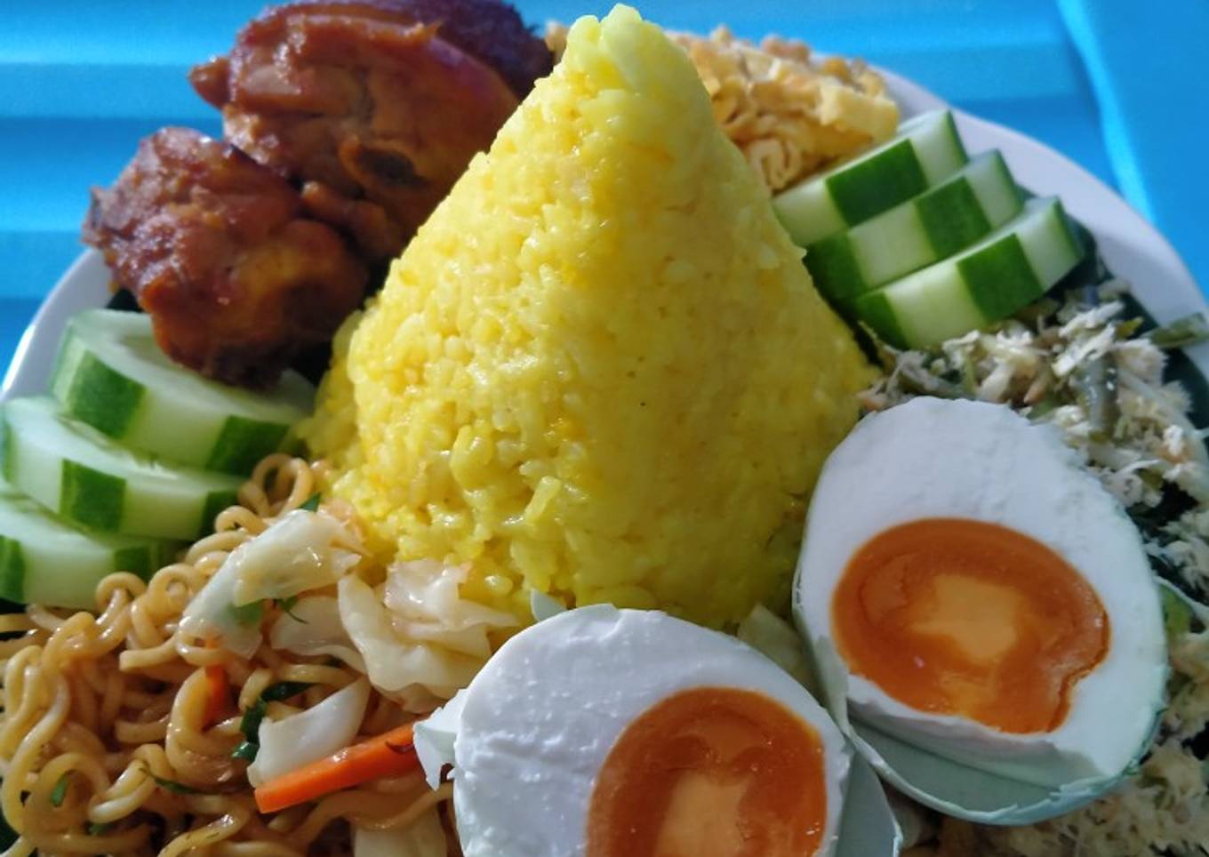 Nasi kuning magiccom