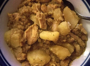 A picture of Jamaican Curry Chicken.