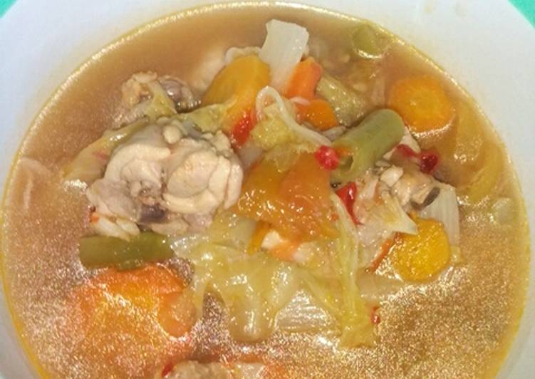 Cara Membuat Sup Ayam Asem pedas Anti Gagal