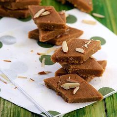 A picture of Gol Papdi (Matar).
