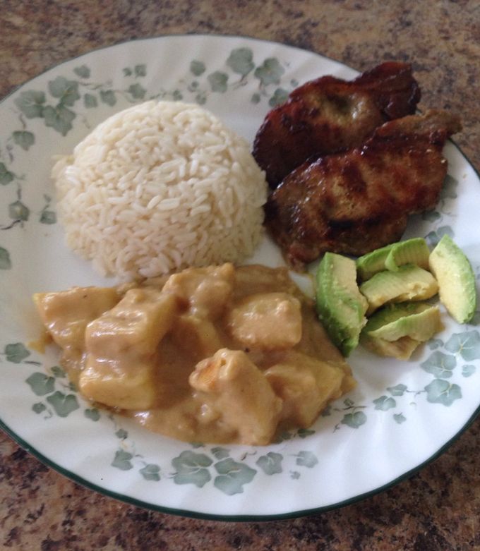 Foto principal de Papas en salsa de maní