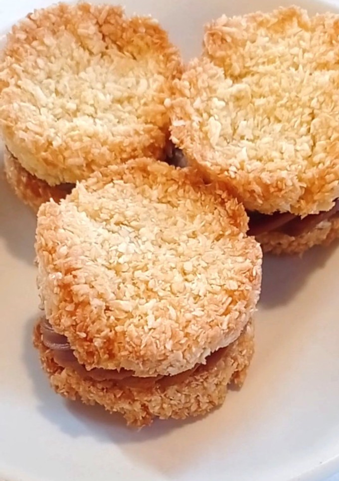 Una foto de Alfajores de coco