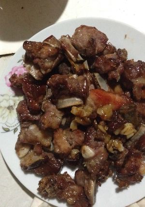 Hình của món Sườn xào chua ngọt.