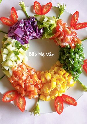 Hình của món Salad rau củ trộn xốt mayonnaise.