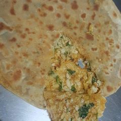 A picture of Gobhi paratha.