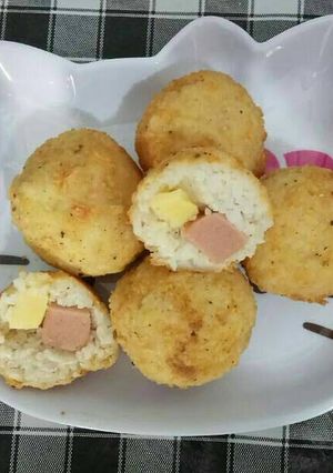 Foto resep Riceball-isi sosis keju