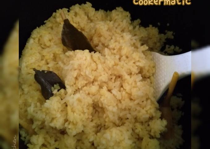 Standar Resep gampang bikin Nasi Kuning &#39;Rice cooker&#39; yang menggugah selera