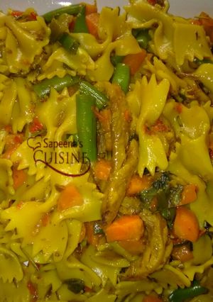 A picture of Jallop Farfelle pasta.