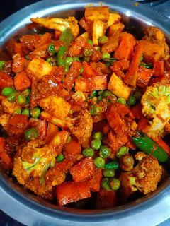 गाजर का मिक्स अचार(gajar ka mix achar recipe in hindi) रेसिपी मुख्य फोटो