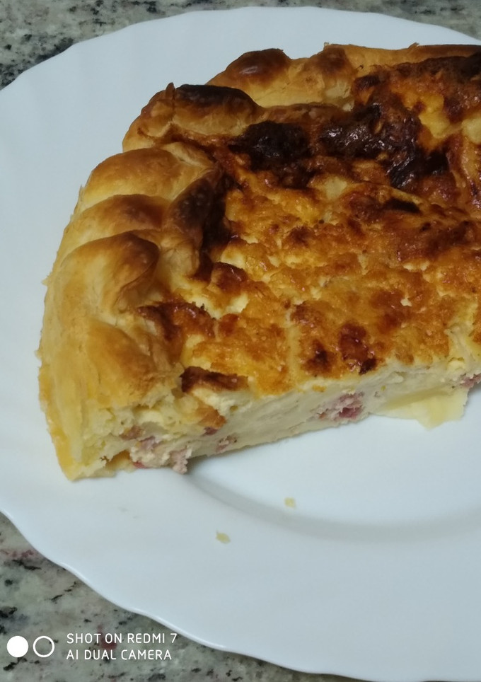 Una foto de Quiche de bacon con queso