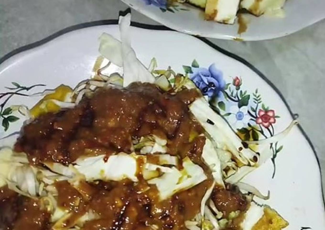 Tahu campur Ala Pemalang