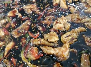 Una foto de Tiras de Cerdo en salsa Teriyaki