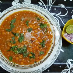 A picture of Dried Yellow Peas Ghugni or Curry.